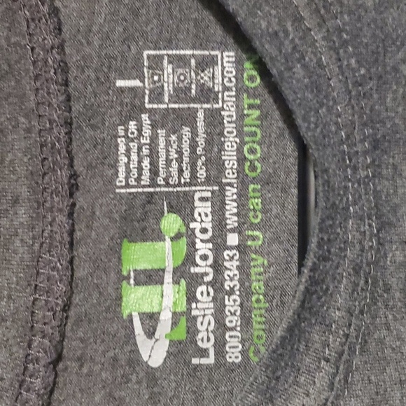 Leslie Jordan women's size large grey Seattle Seahawks short sleeve tshirt - Picture 2 of 3